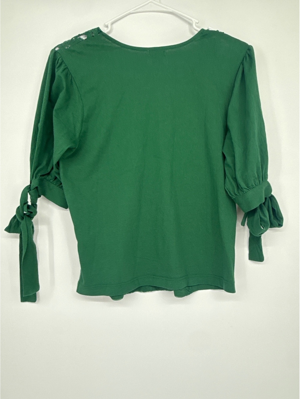 Anthropologie Tiny Green Embroidered V-Neck Blouse XS - Picture 6 of 6